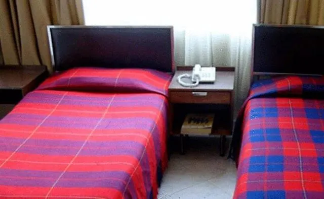 Hotel Los Cristales Bogota 2*,  Colombia