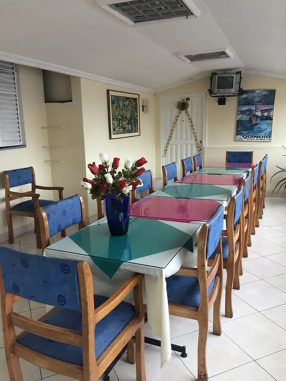 בוגוטה Hotel Los Cristales 2*,