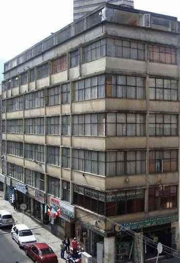 Hotel Los Cristales Μπογκοτά